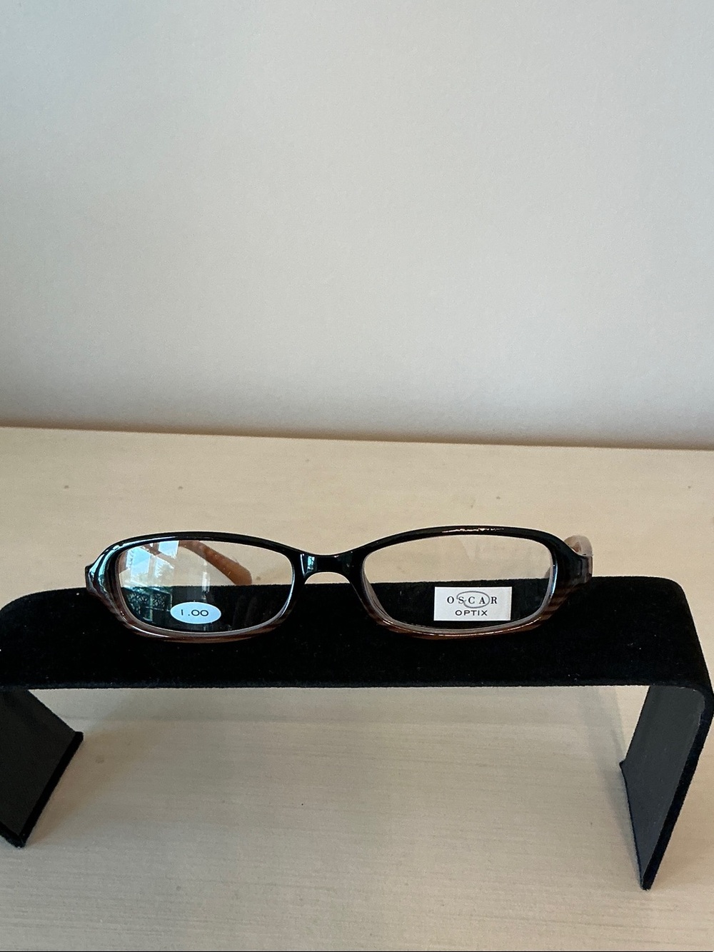 Authentic, Oscar de la Renta Black & Brown Rectangular Reading Glasses +1.00